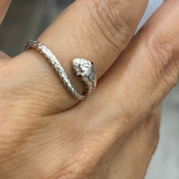 Sterling Silver Snake Ring size 5 6 7 8 9 10 11 - Picture 3 of 6